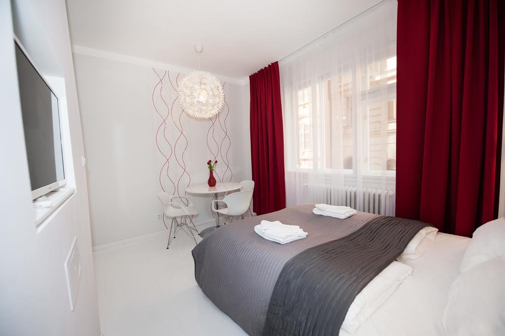 Honeymoon Ruterra Studio Apartment Prague Room photo